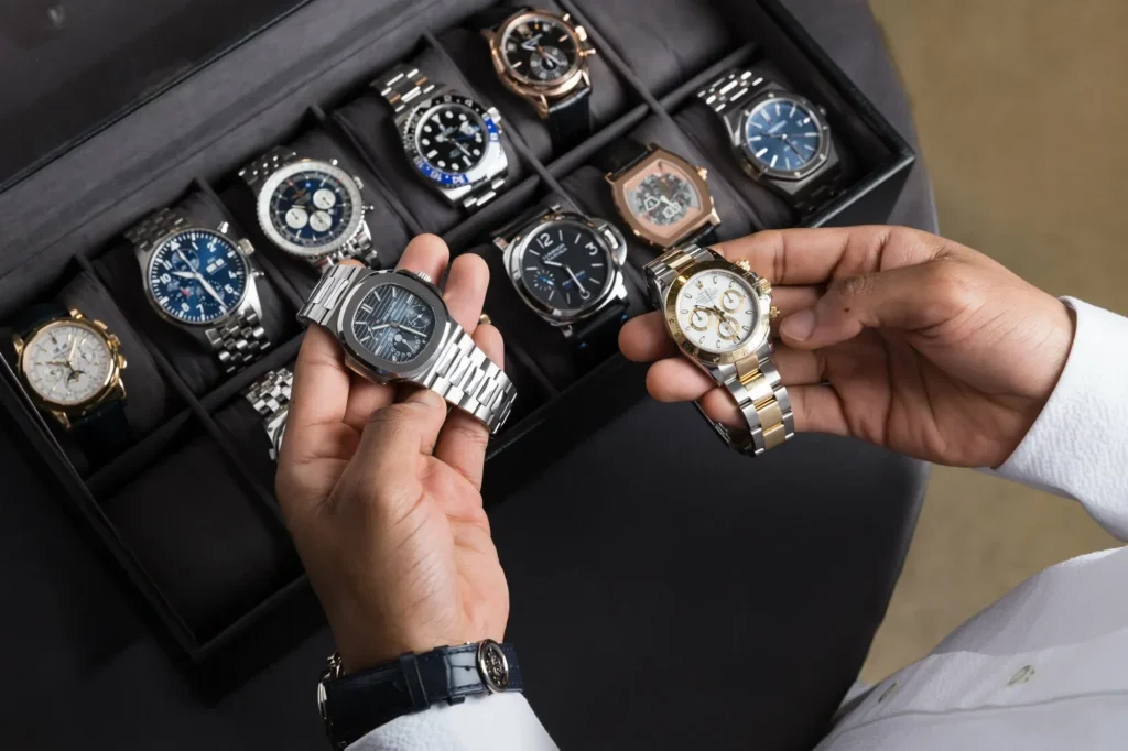 Super clone watch buyer wearing Rolex replica