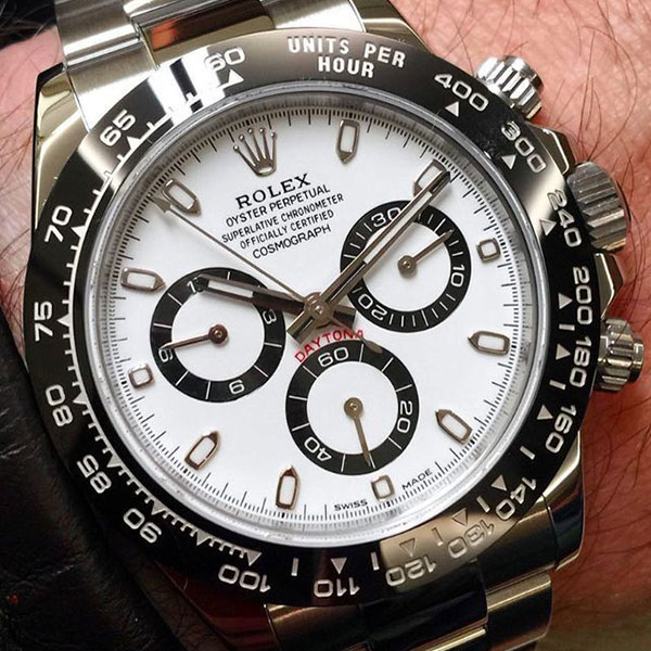 Quality Daytona replica — excellent value in the mid-range tier