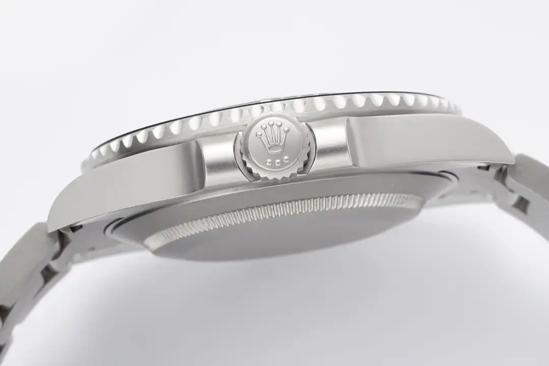 Rolex Submariner 116610LN miyota replica — bracelet detail
