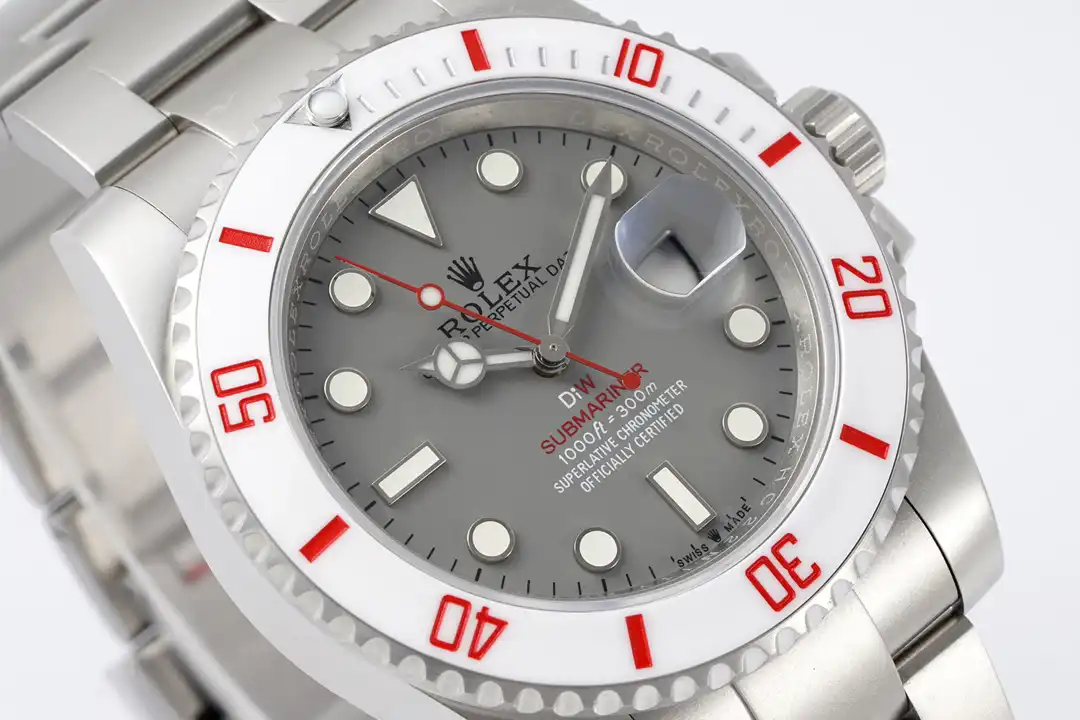 Rolex Submariner 116610LN replica glacial grey dial — caseback detail