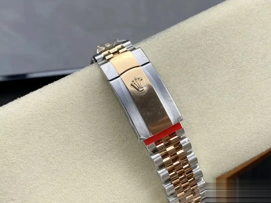Rolex Datejust 126201 rolex clone — bracelet detail