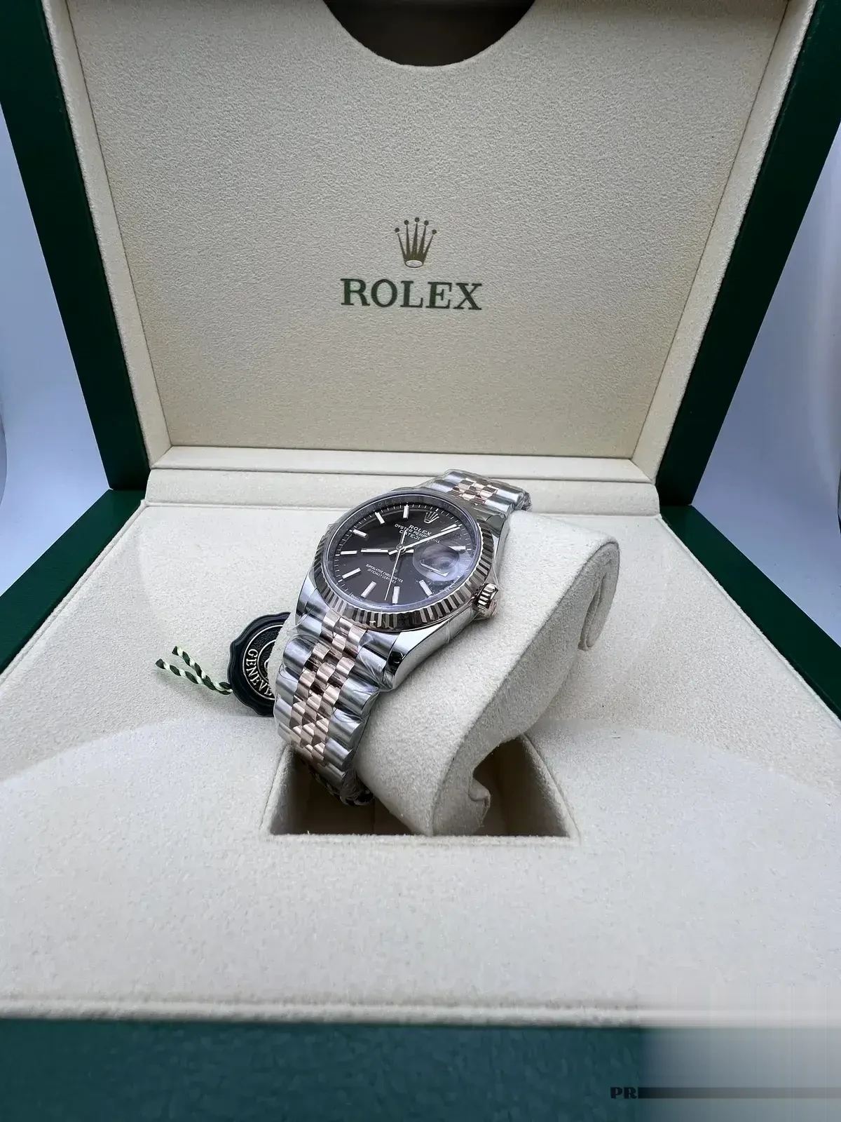 Datejust 126231 rolex copy chocolate dial — caseback detail