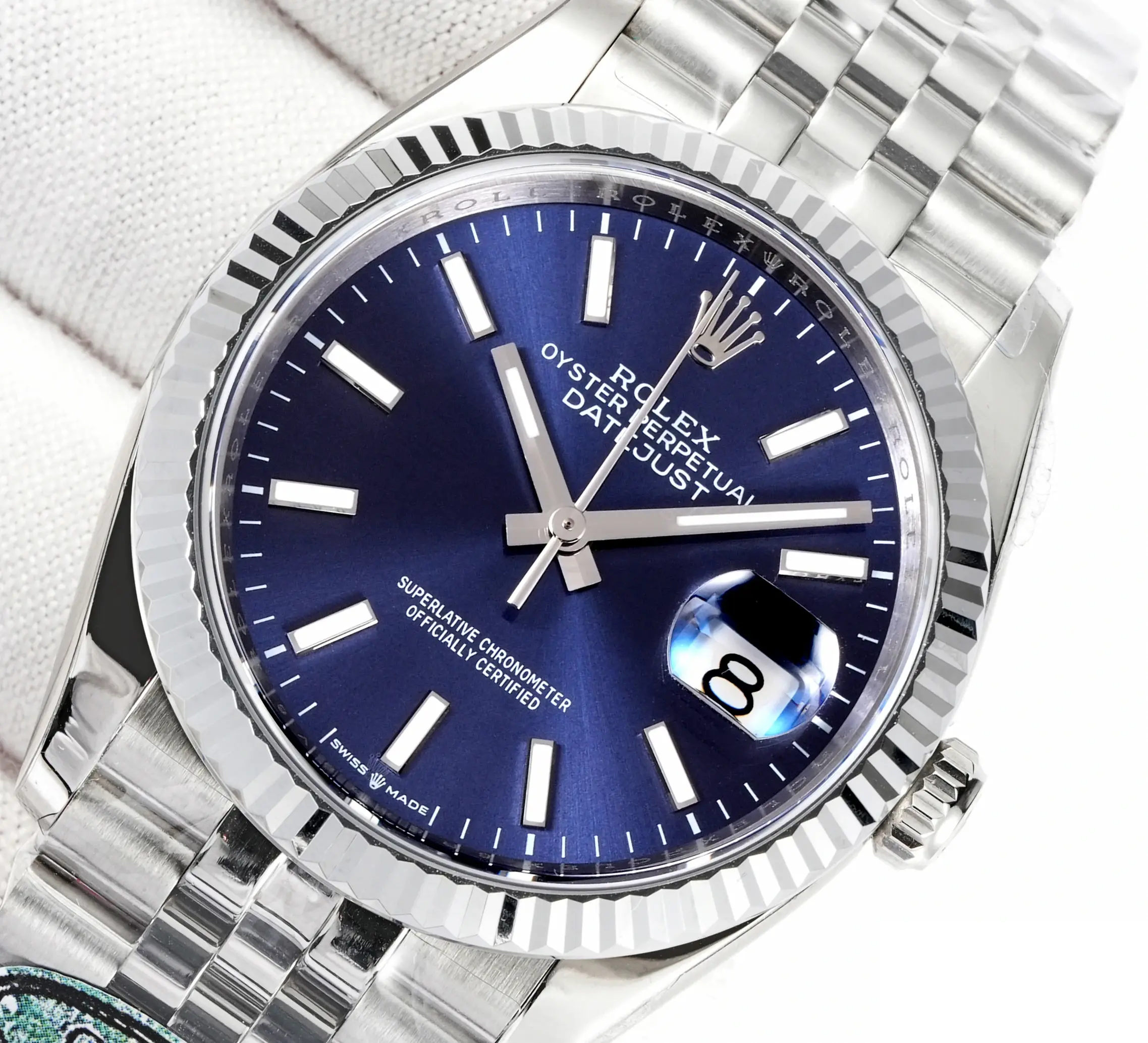 Rolex Datejust 126234 replica black dial — bezel macro