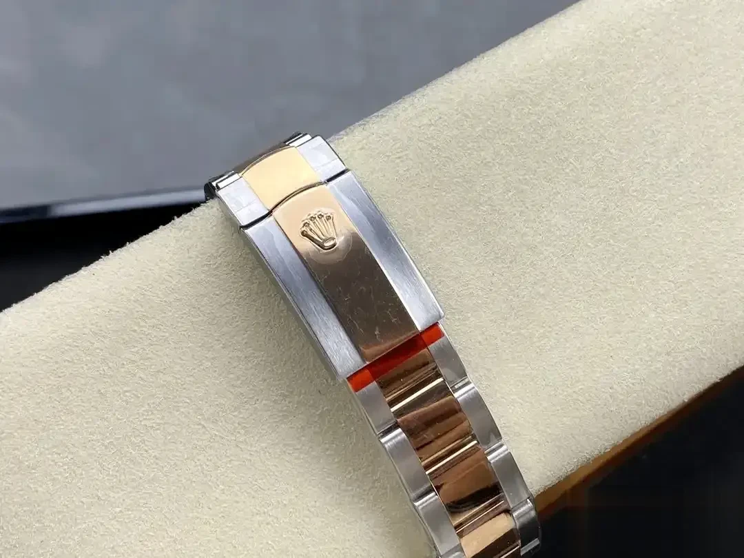 Rolex Datejust 126281RBR replica — bracelet detail