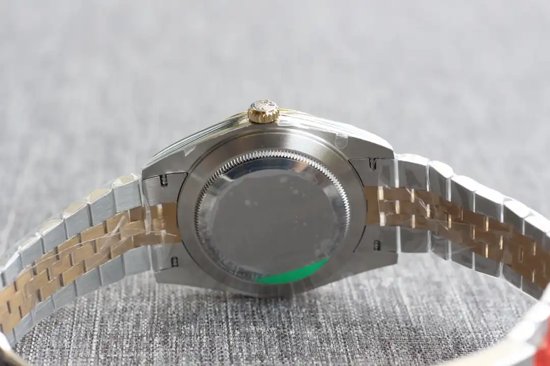 Datejust 126331 rolex replica black dial — angled view