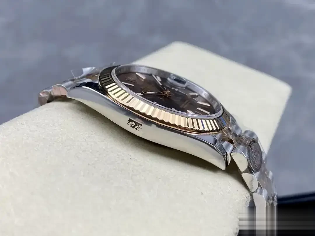 Rolex Datejust 126331 miyota replica — bracelet detail