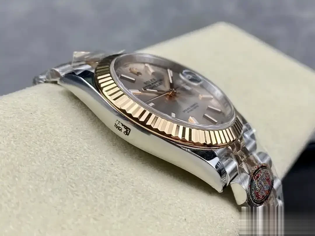 Datejust 126331 japanese automatic replica — side profile