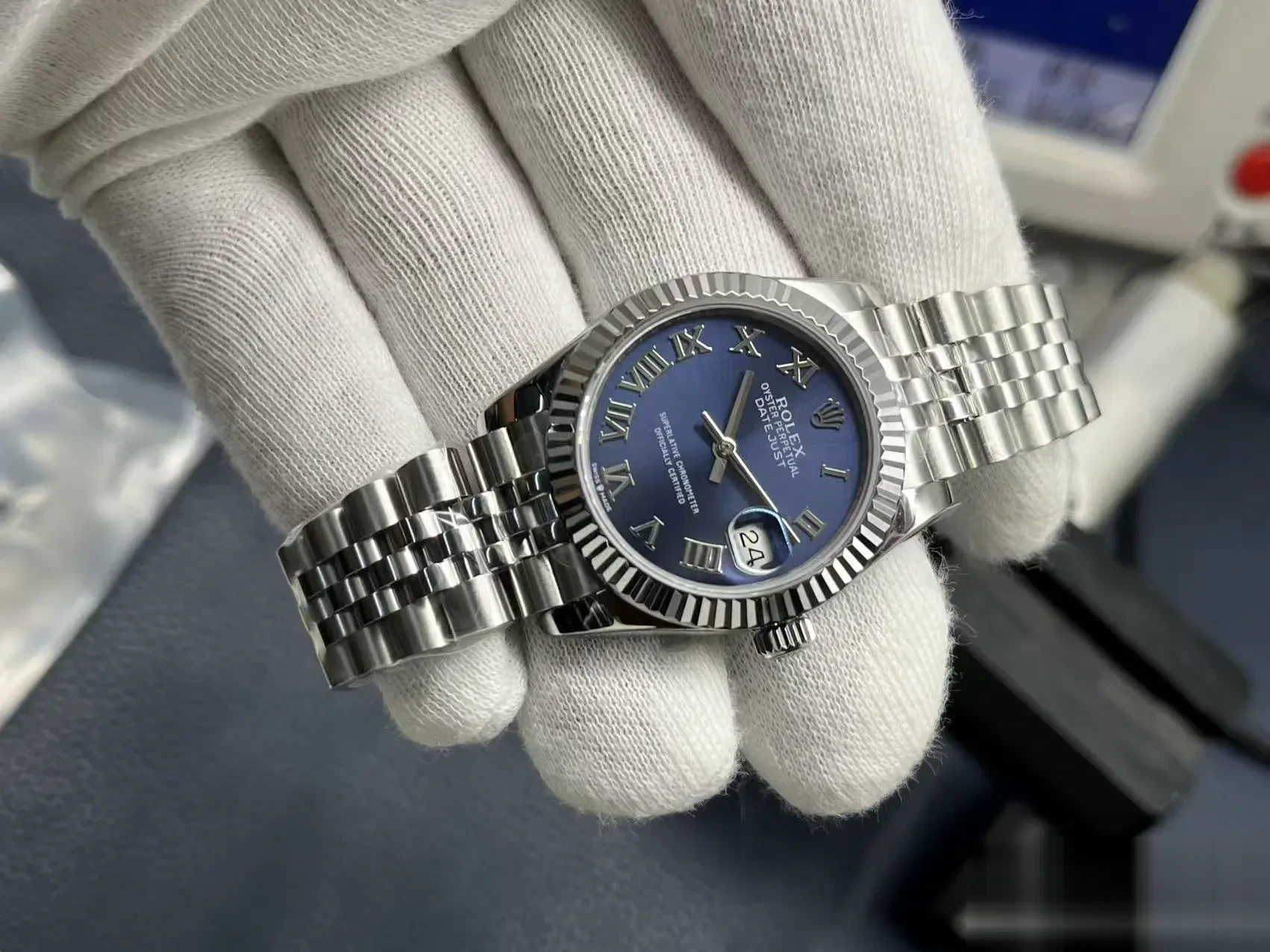 Rolex Datejust 278274 rolex clone white dial — bezel macro