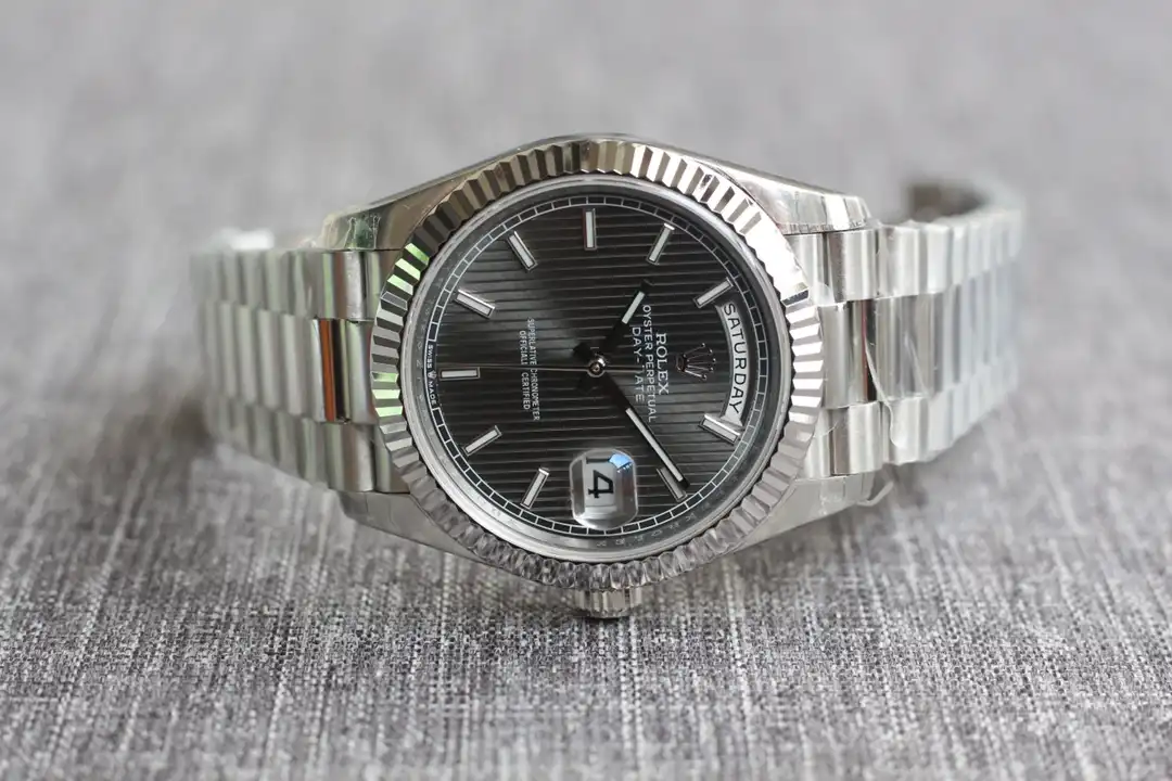 Rolex Day-Date 41985 miyota replica 36mm — crown and case detail