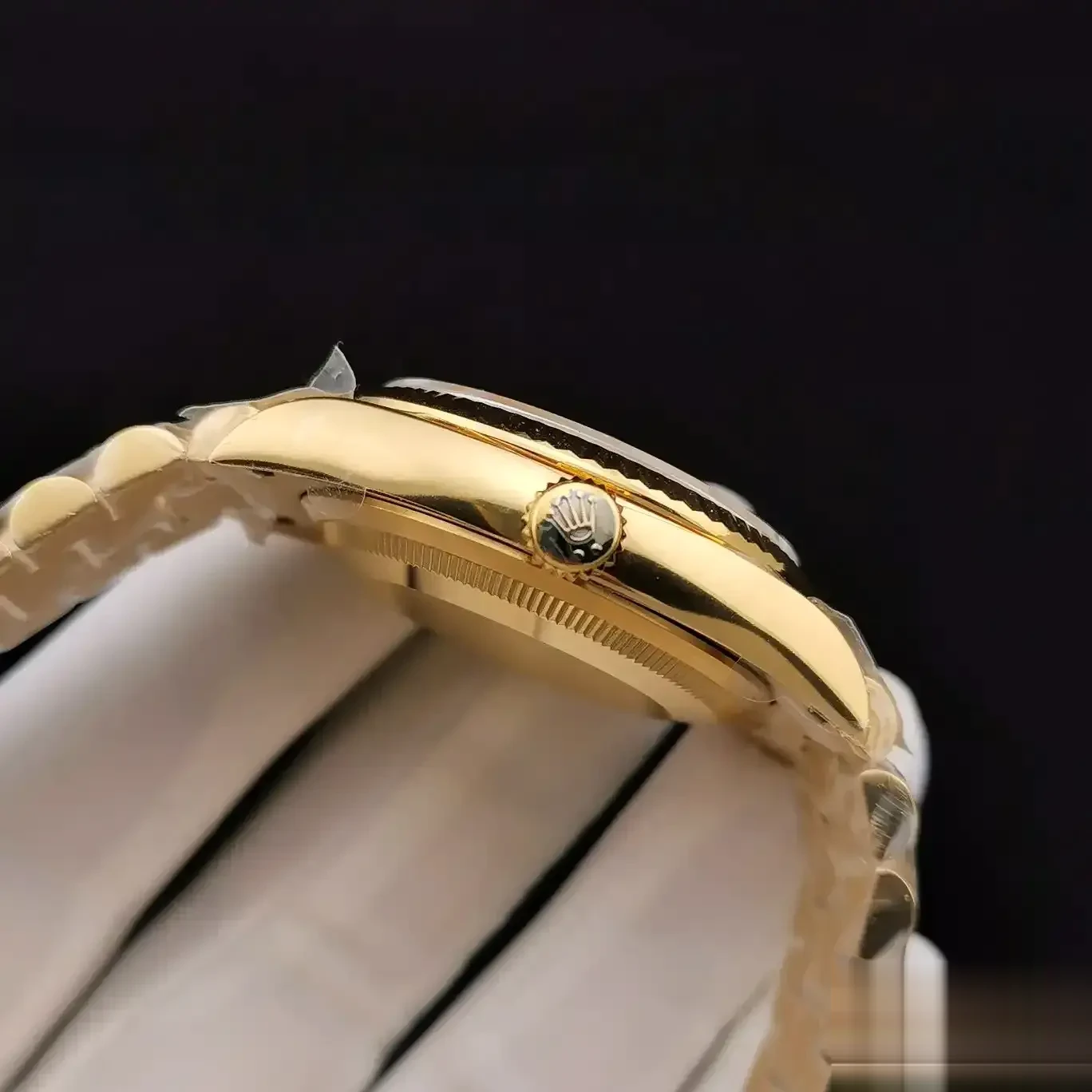 Day-Date 128238 japanese automatic replica green dial — angled view