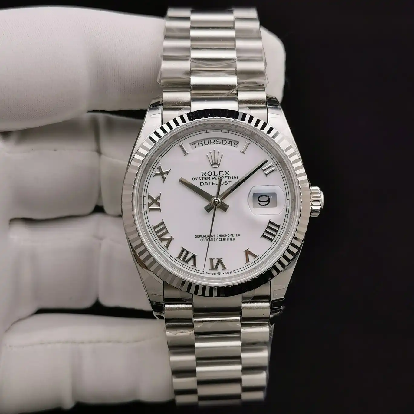 Day-Date 41985 japanese automatic replica — side profile