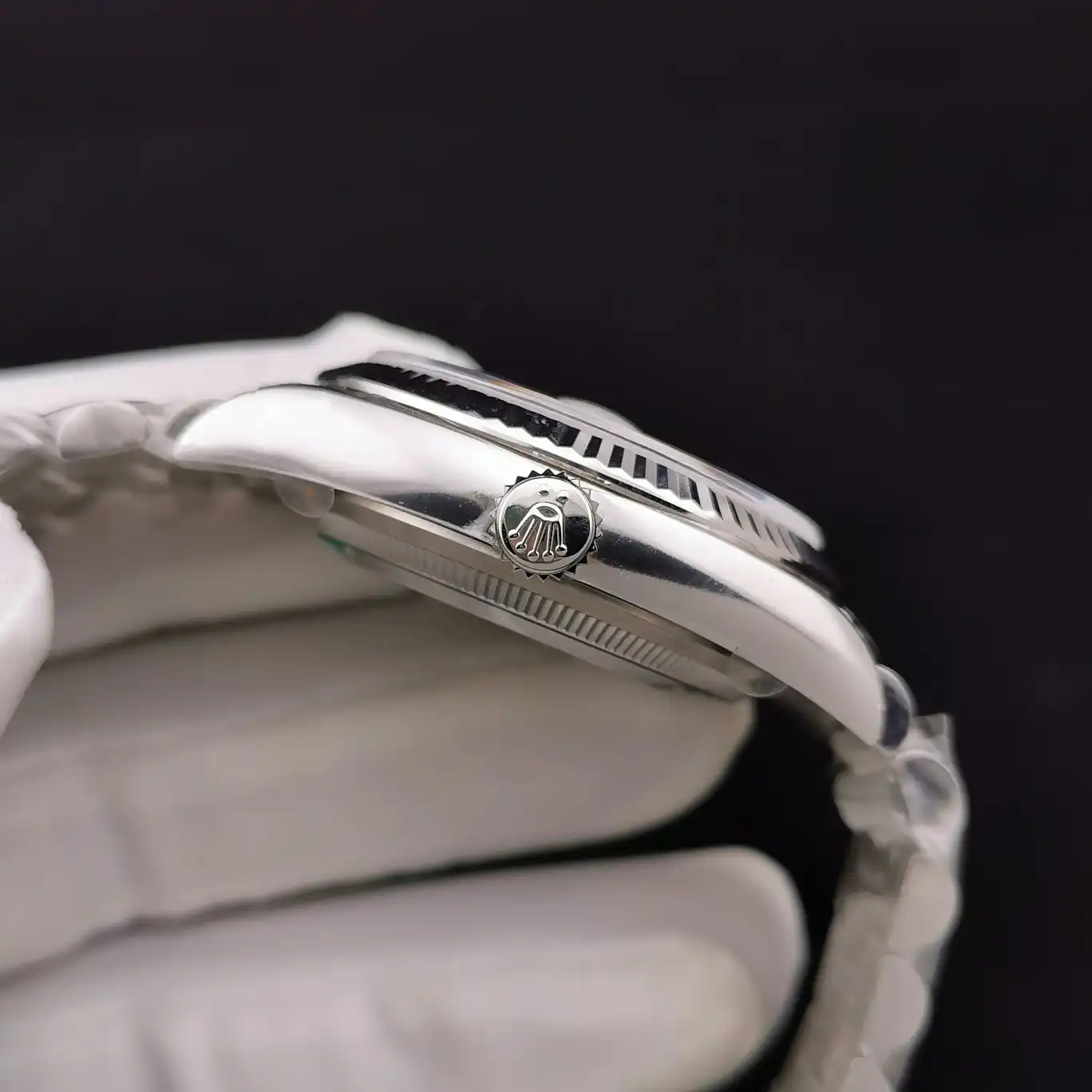 Rolex Day-Date 41985 rolex clone — bracelet detail