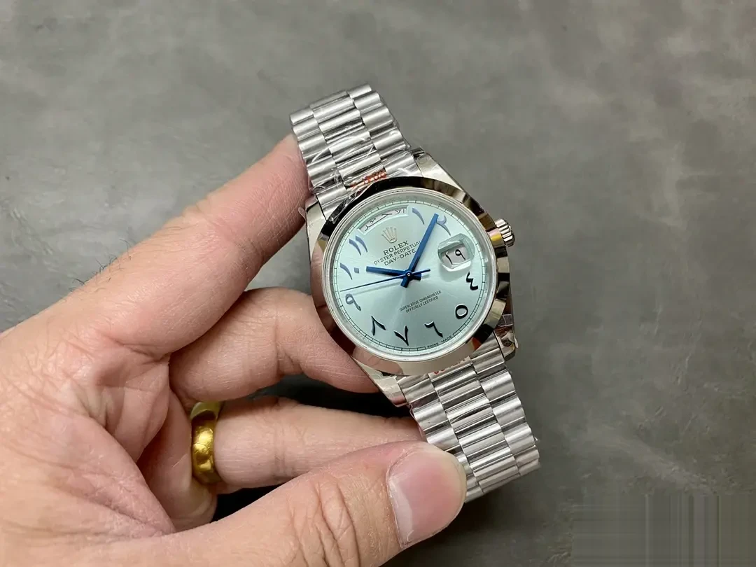 Rolex Day-Date 228206 replica 40mm — dial close-up
