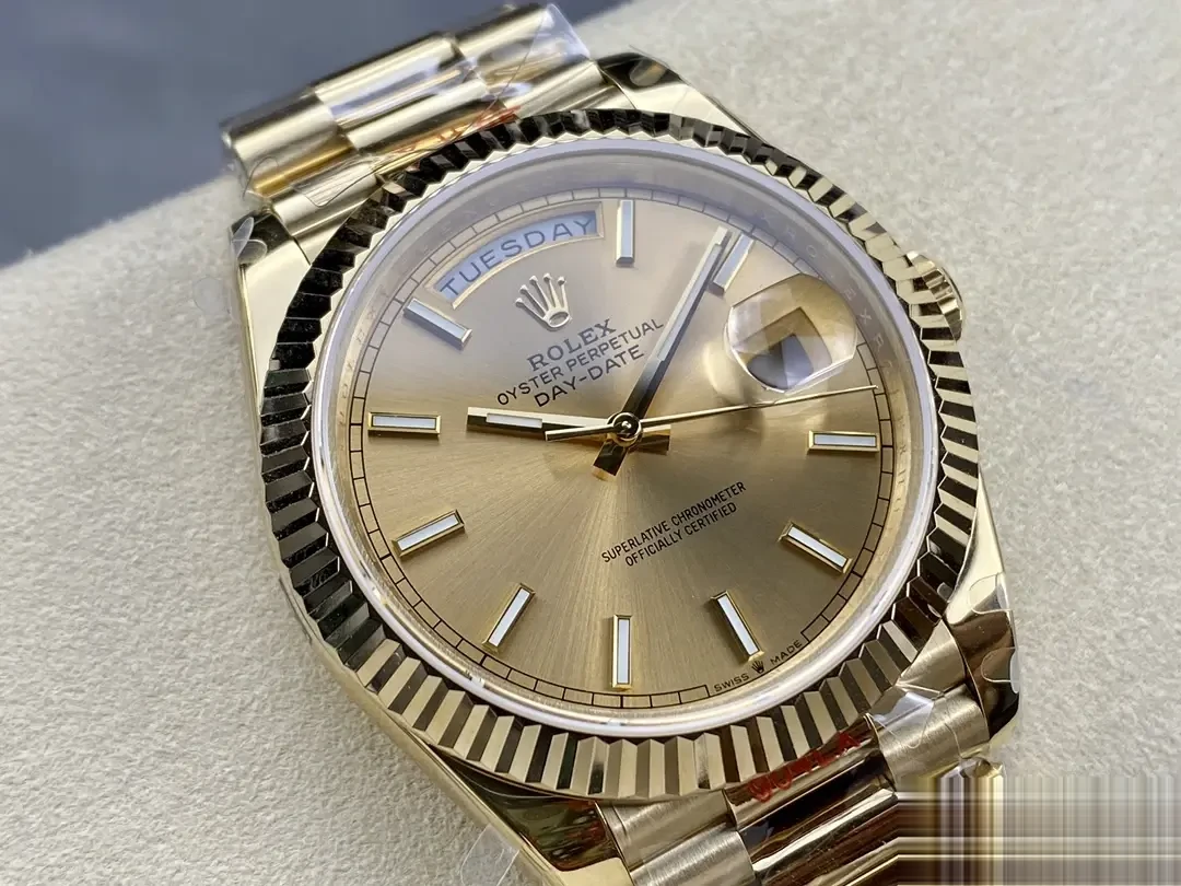 Day-Date 228238 rolex copy — bracelet detail