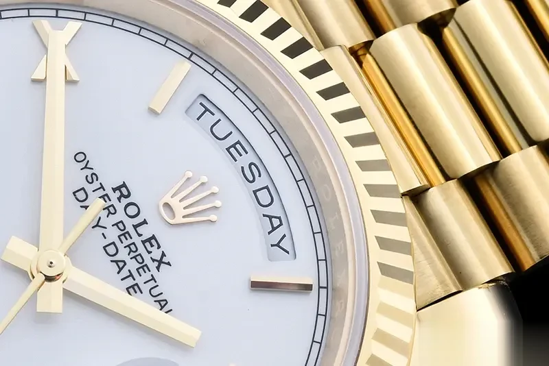 Rolex Day-Date 228238 miyota replica white dial — bracelet detail