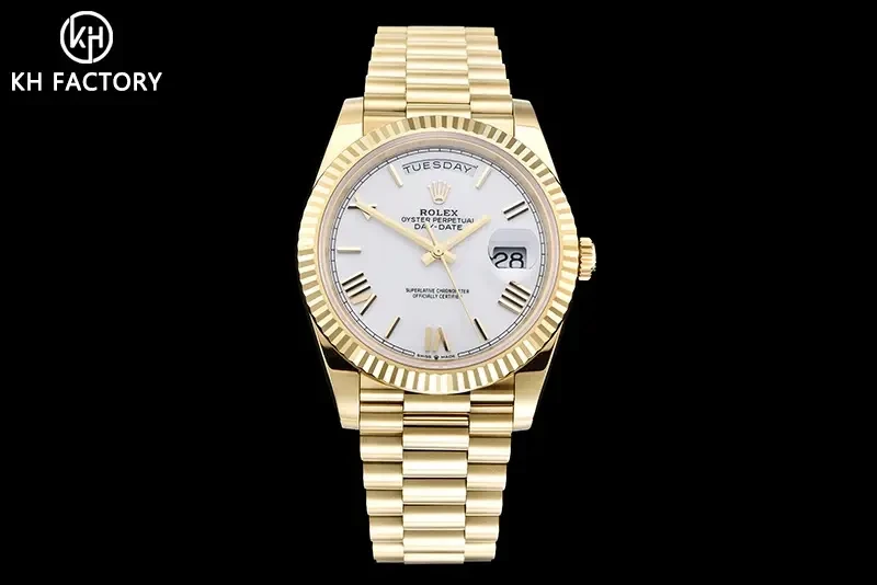 Day-Date 228238 rolex replica white dial — lume shot