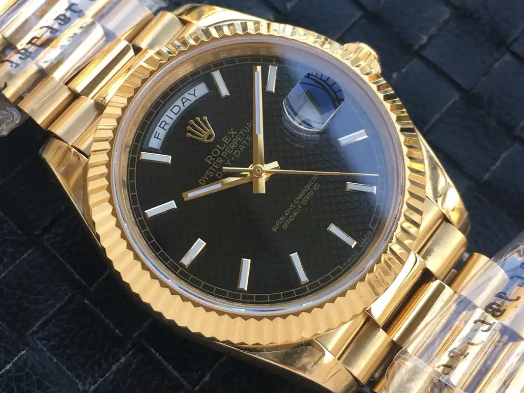 Rolex Day-Date 41985 rolex clone black dial — caseback detail