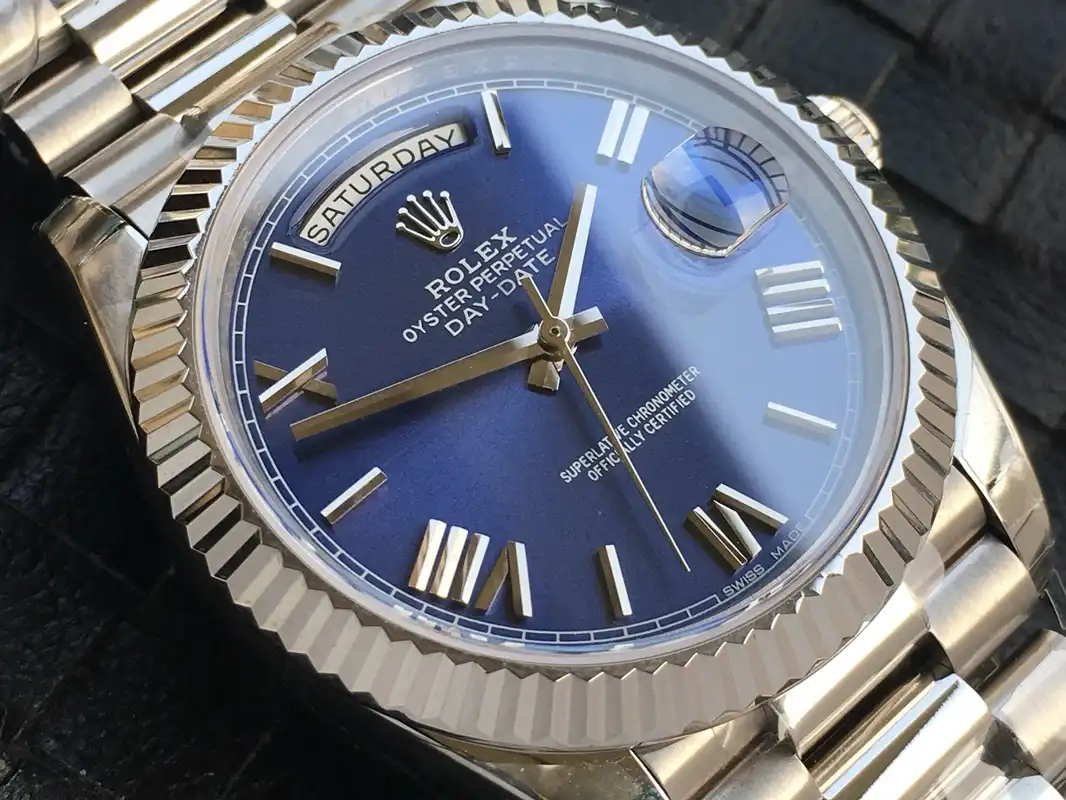 Rolex Day-Date 41985 rolex clone — side profile
