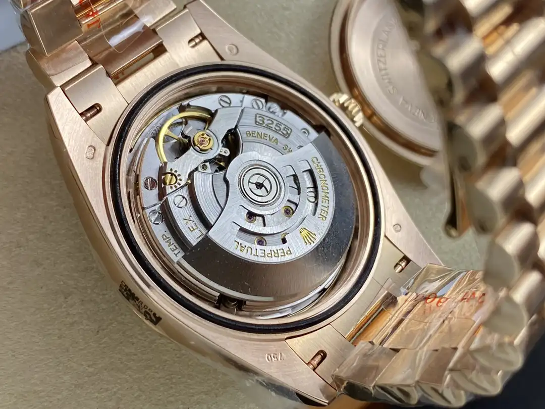 Day-Date 41985 japanese automatic replica 36mm — crown and case detail