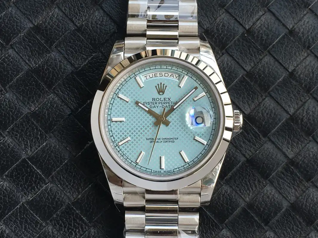 Rolex Day-Date 41985 replica — side profile