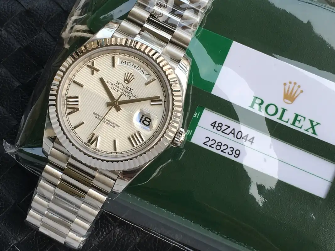 Day-Date 41985 japanese automatic replica 36mm — dial close-up