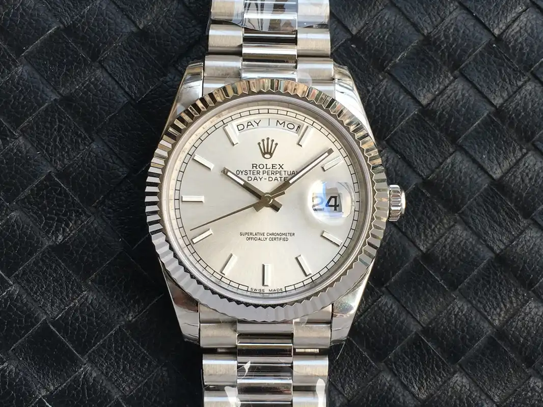 Day-Date 41985 rolex copy — side profile