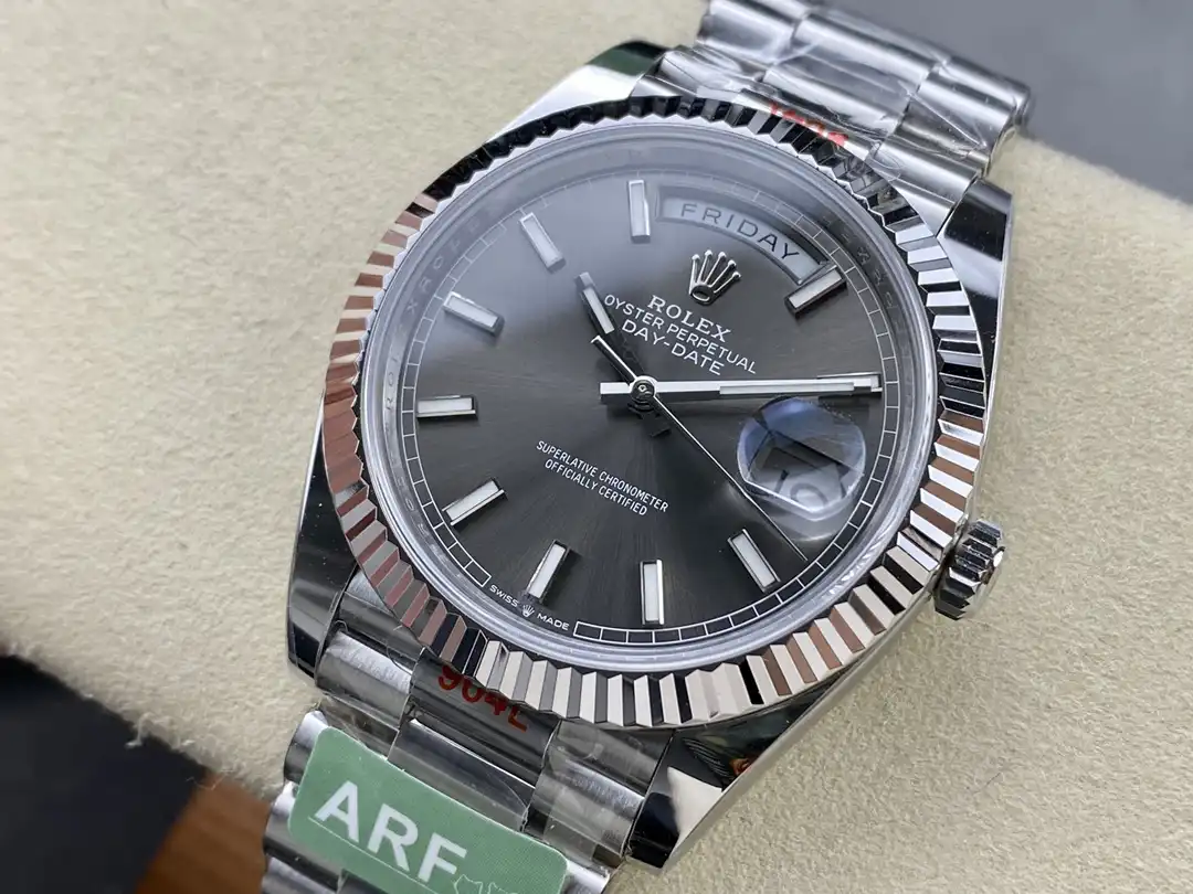 Day-Date 41985 rolex copy slate set dial — caseback detail