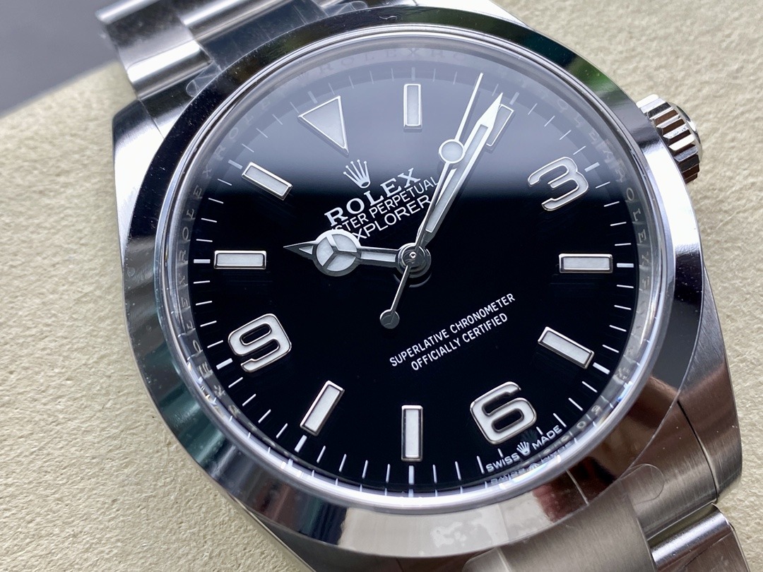 Explorer 124270 rolex replica — side profile