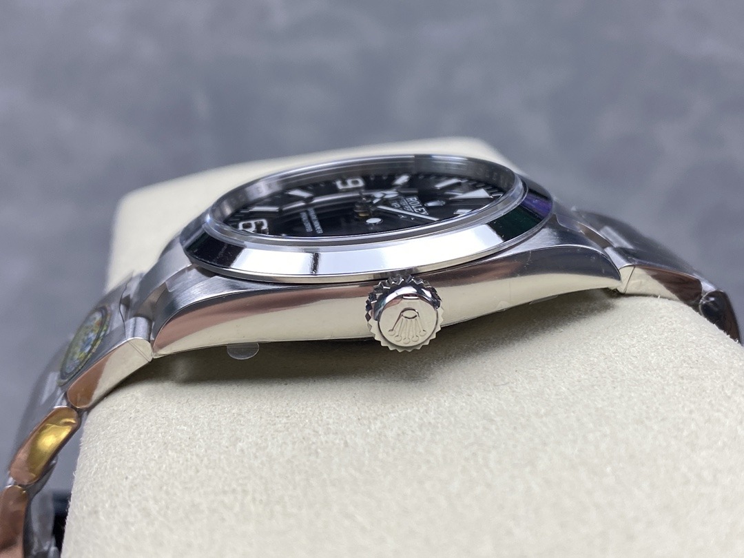Rolex Explorer 124270 miyota replica — bracelet detail