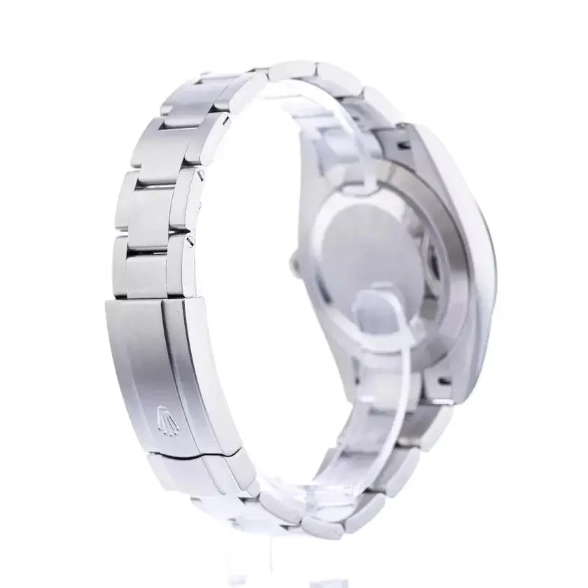 Rolex Oyster Perpetual 124300 miyota replica 41mm — wrist shot