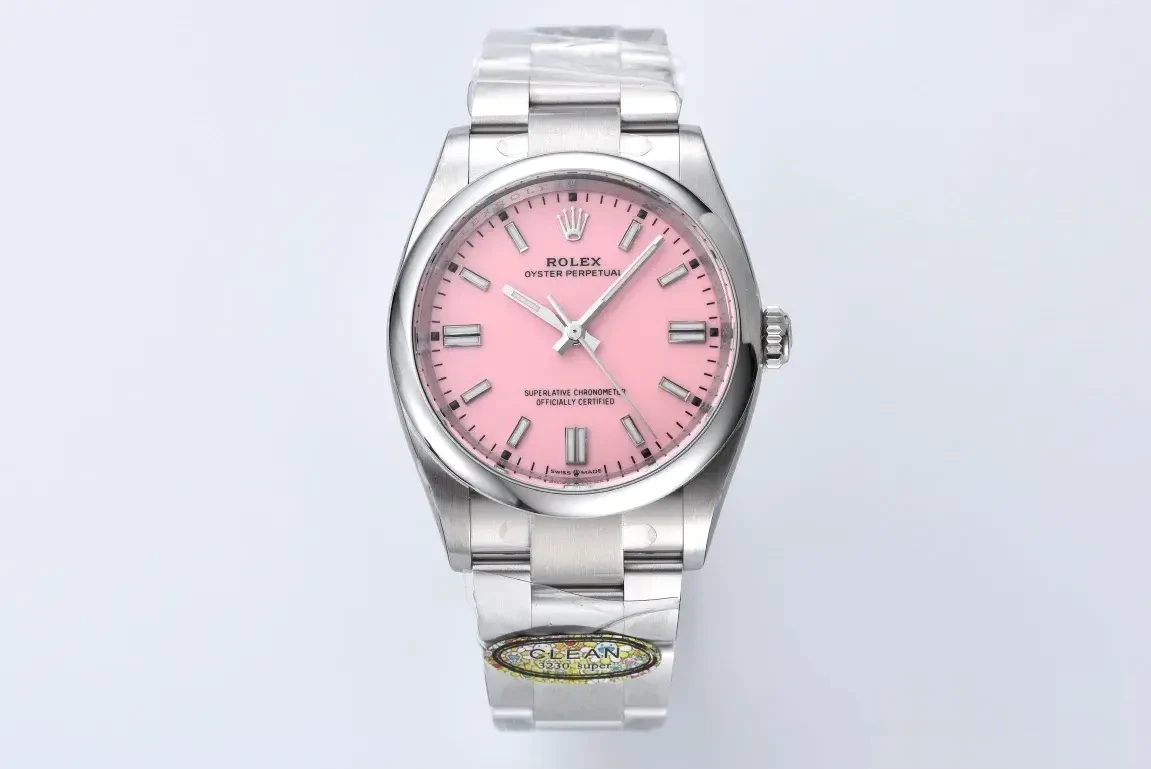 Rolex Oyster Perpetual 126000 replica black dial — bracelet detail