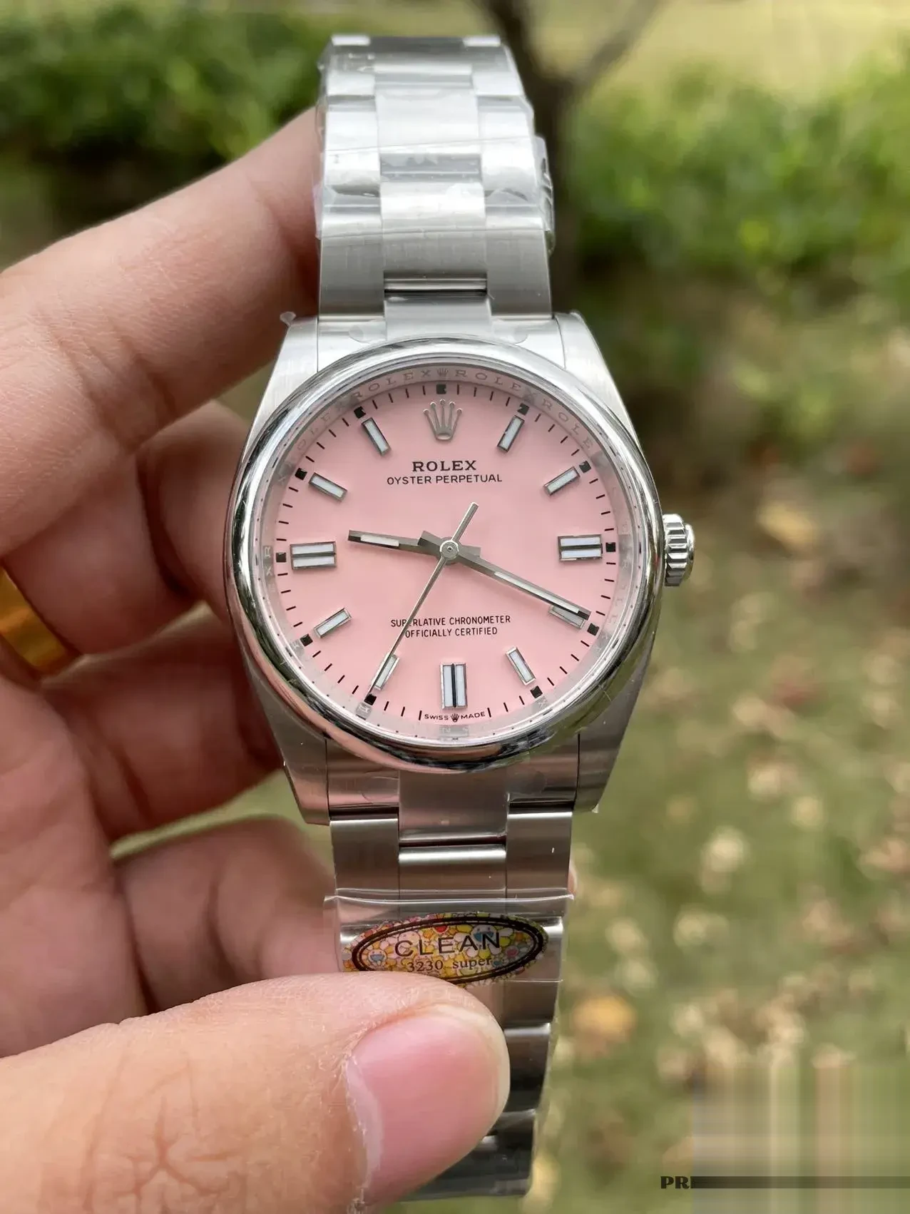 Oyster Perpetual 126000 japanese automatic replica — lume shot