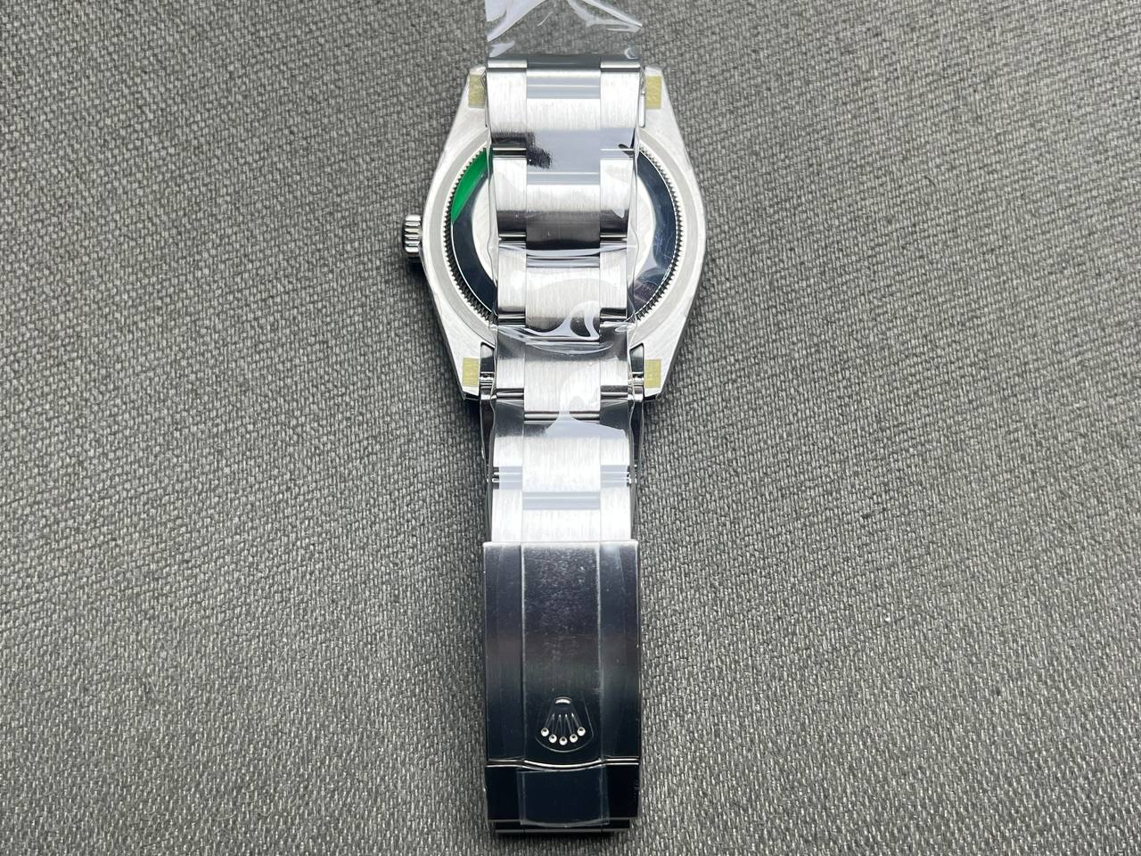 Oyster Perpetual 126000 japanese automatic replica — side profile
