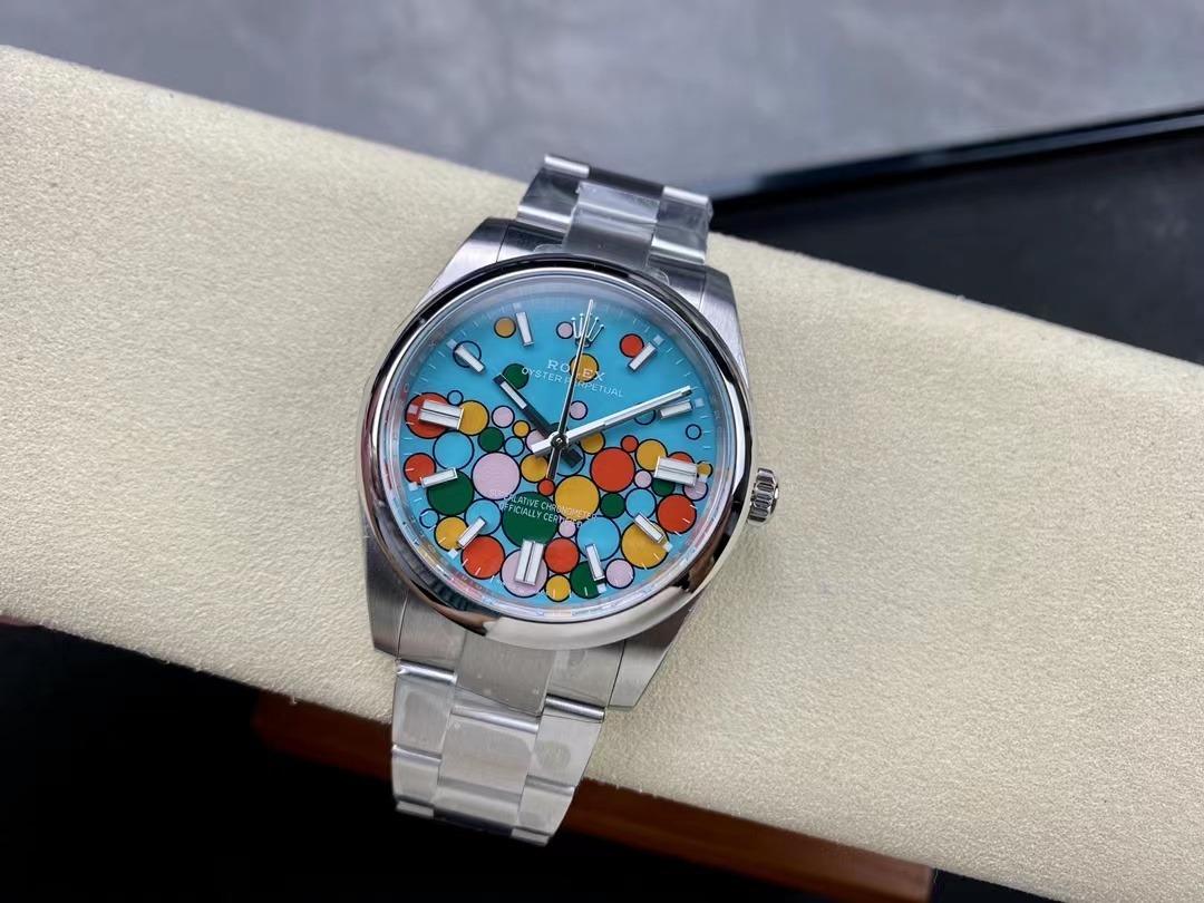 Oyster Perpetual 124300 rolex copy celebration motif, turquoise blue dial — caseback detail