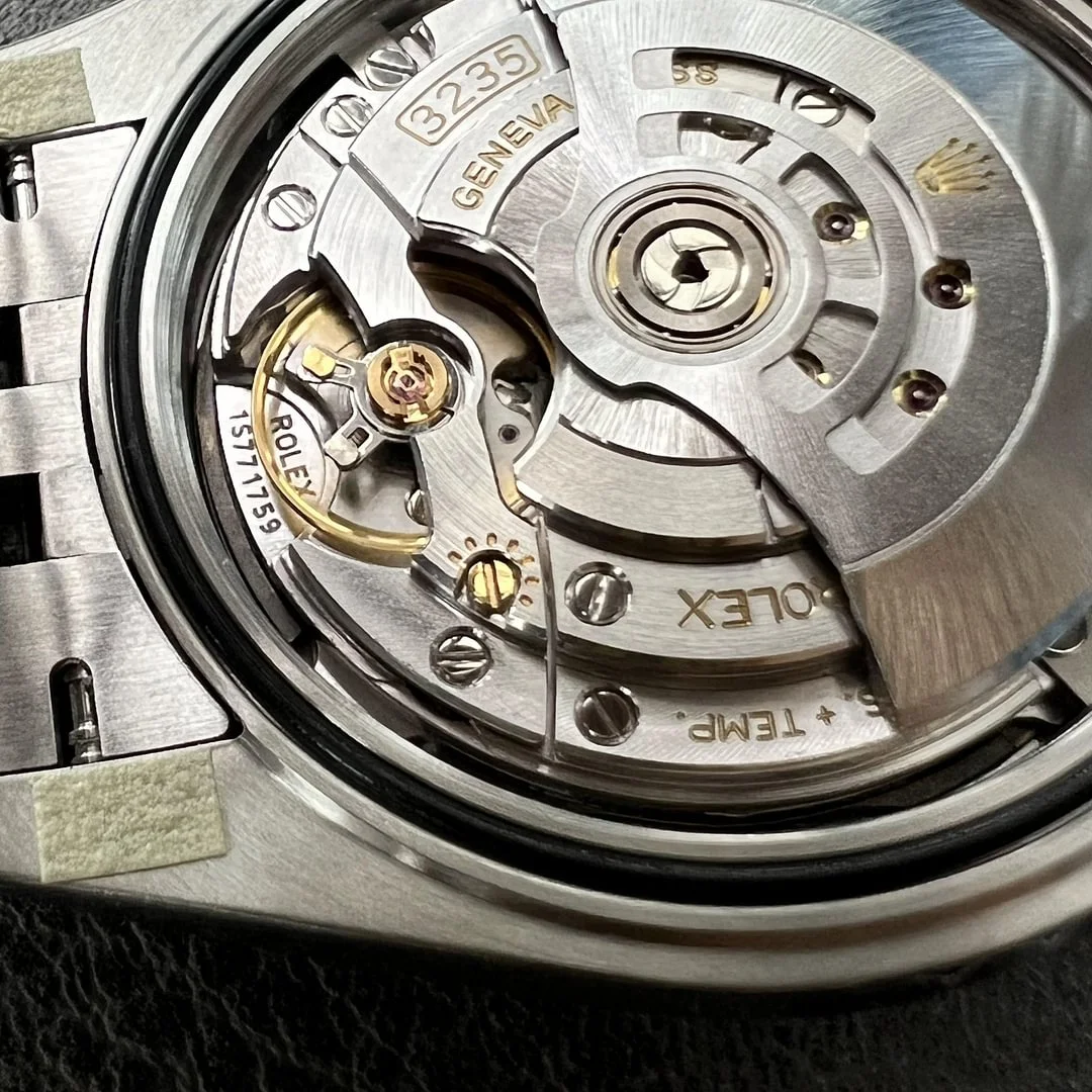 Datejust 126334 japanese automatic replica rhodium dial — angled view