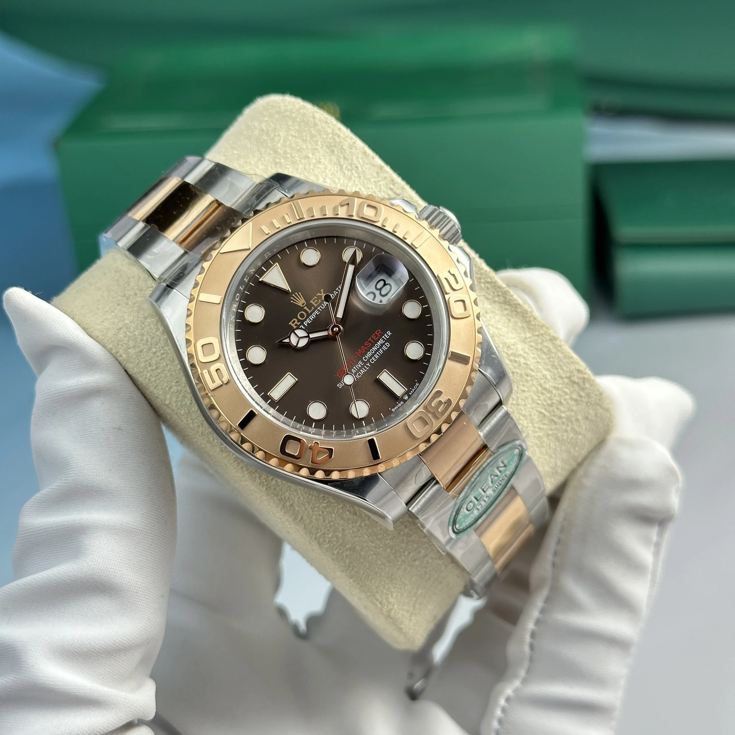 Yacht-Master 126621 japanese automatic replica — bracelet detail