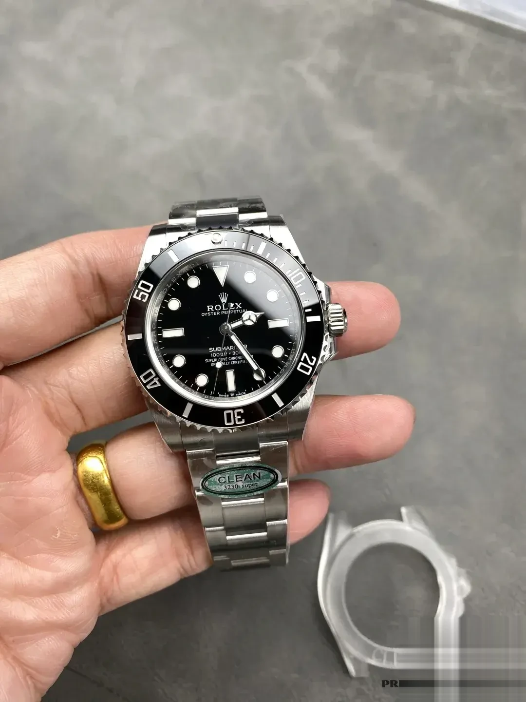 Rolex Submariner 124060 rolex clone black dial — caseback detail