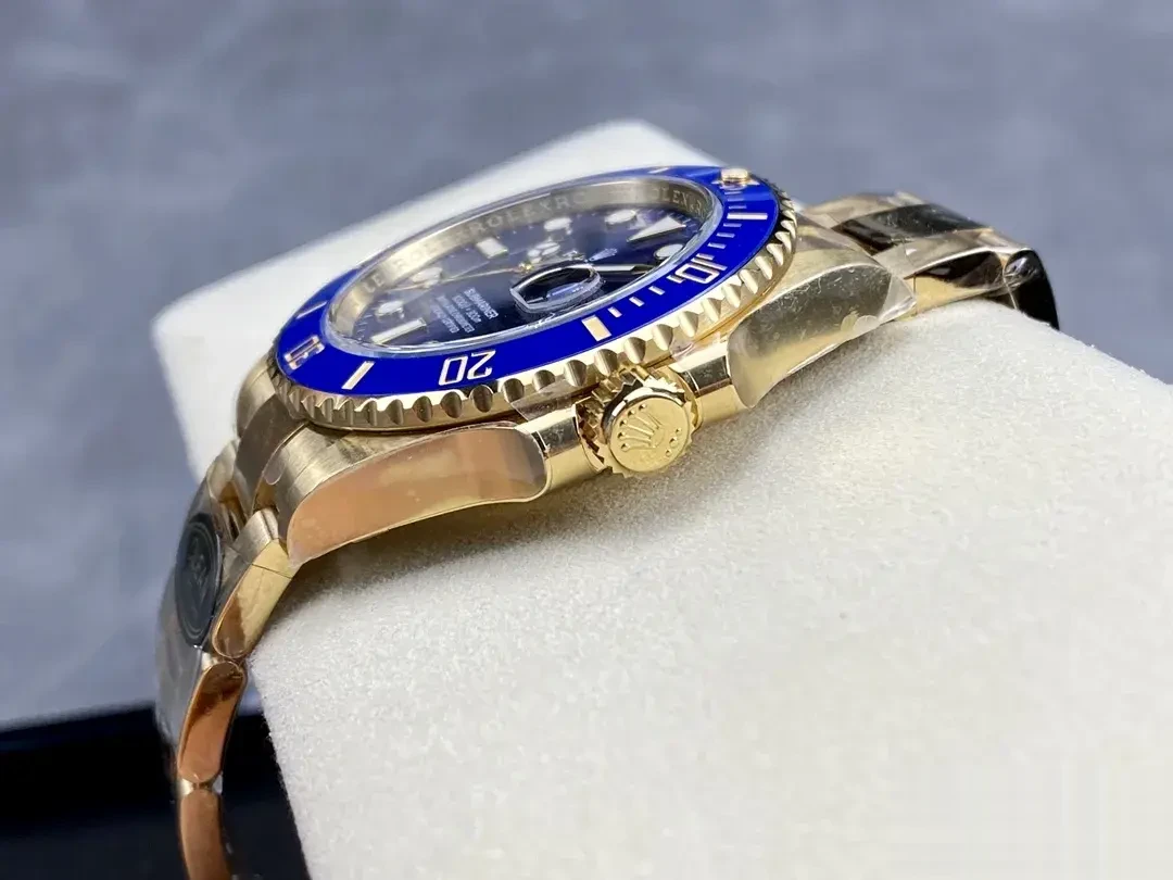 Submariner 126618LB rolex replica 41mm — wrist shot