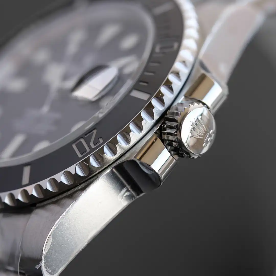 Submariner 126610LN rolex copy — bracelet detail