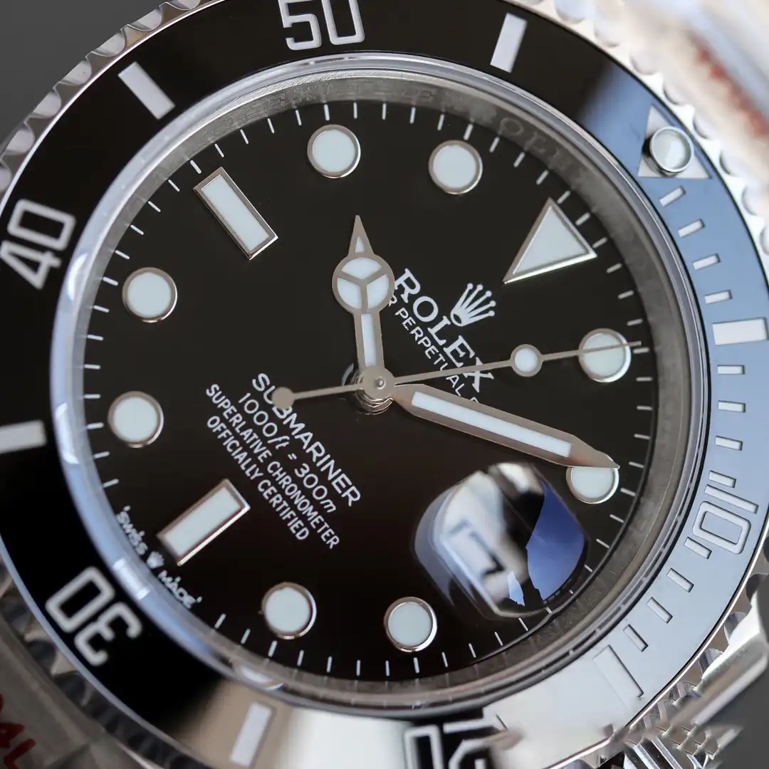 Rolex Submariner 126610LN miyota replica black dial — bezel macro
