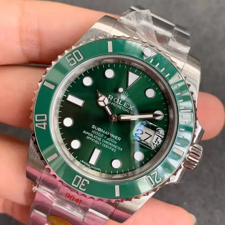 Rolex Submariner 116610LN rolex clone green dial — caseback detail