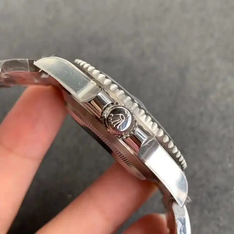 Rolex Submariner 116610LN miyota replica — bracelet detail