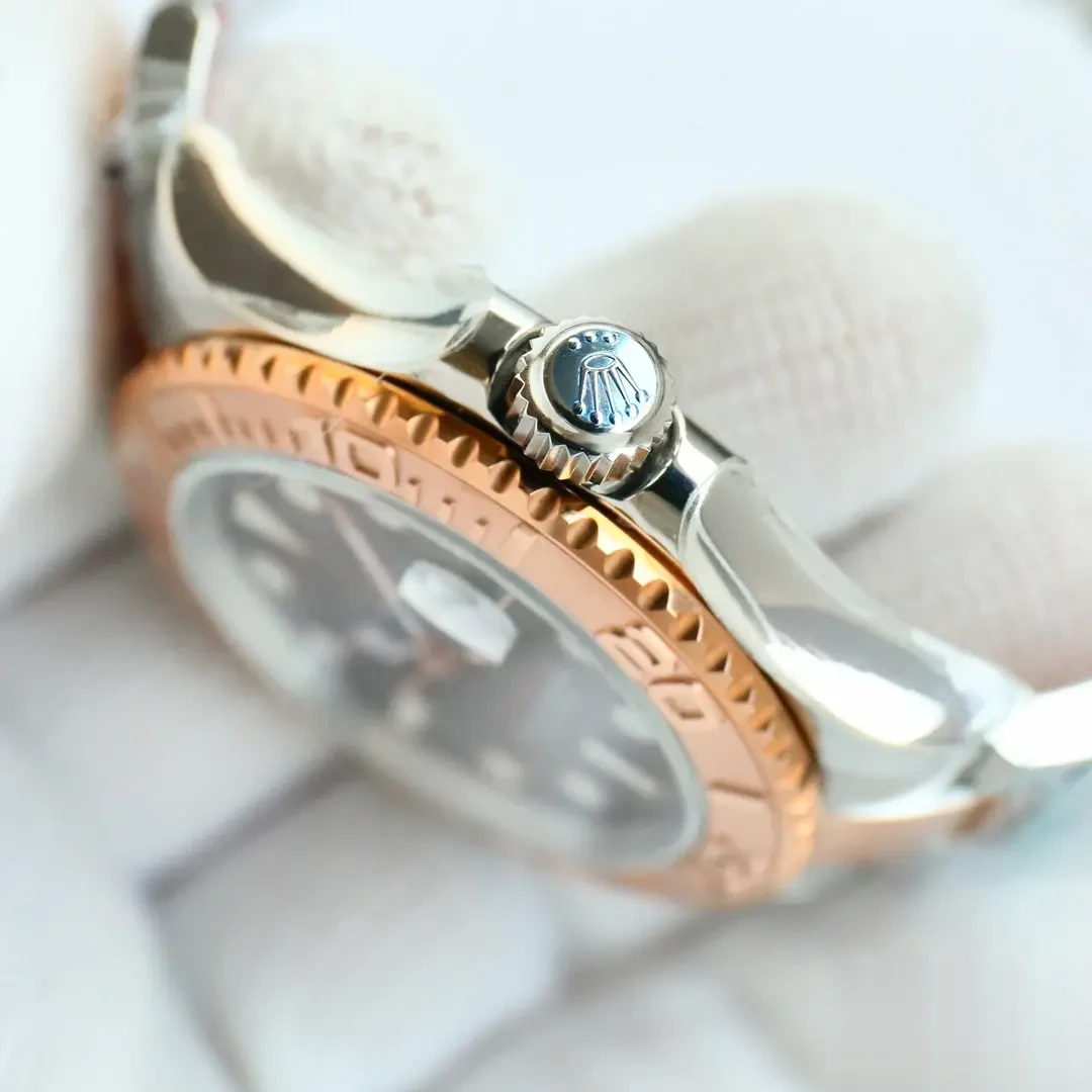 Rolex Yacht-Master 116621 replica — lume shot