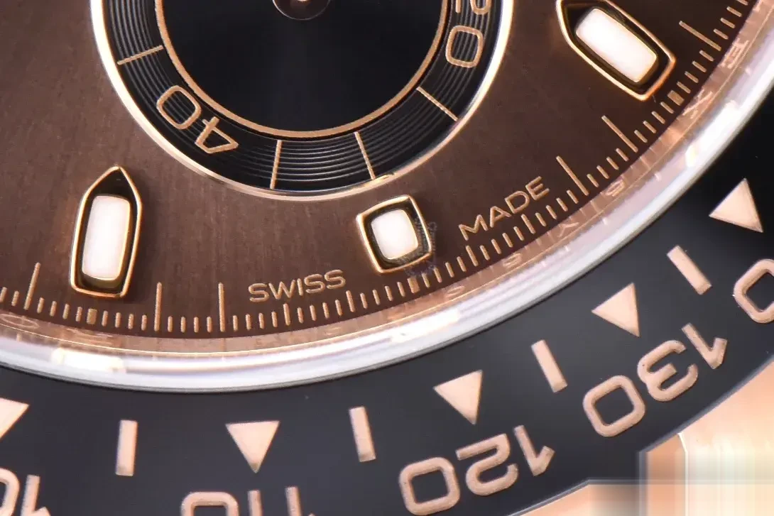 Rolex Daytona 116515LN swiss super clone — lume shot