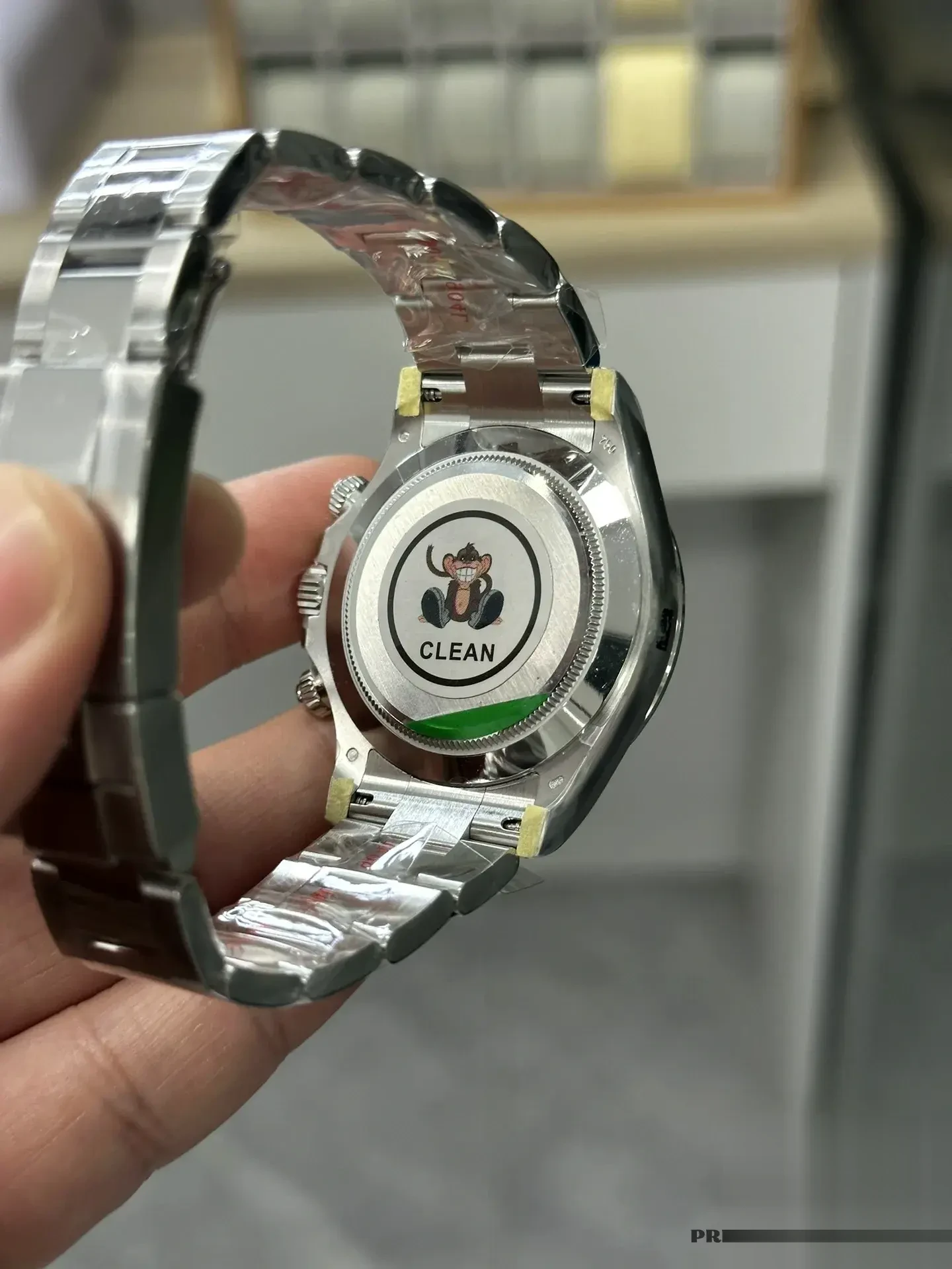 Daytona 116519 superclone white dial — bezel macro