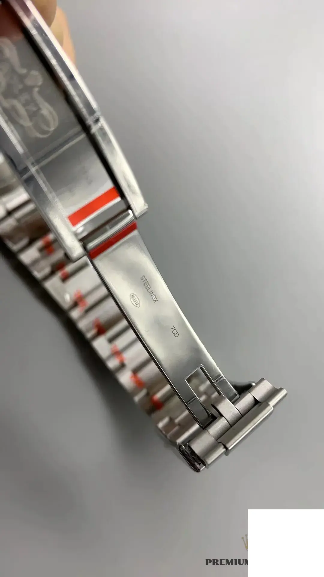Rolex Daytona 116520 super clone 40mm — crown and case detail