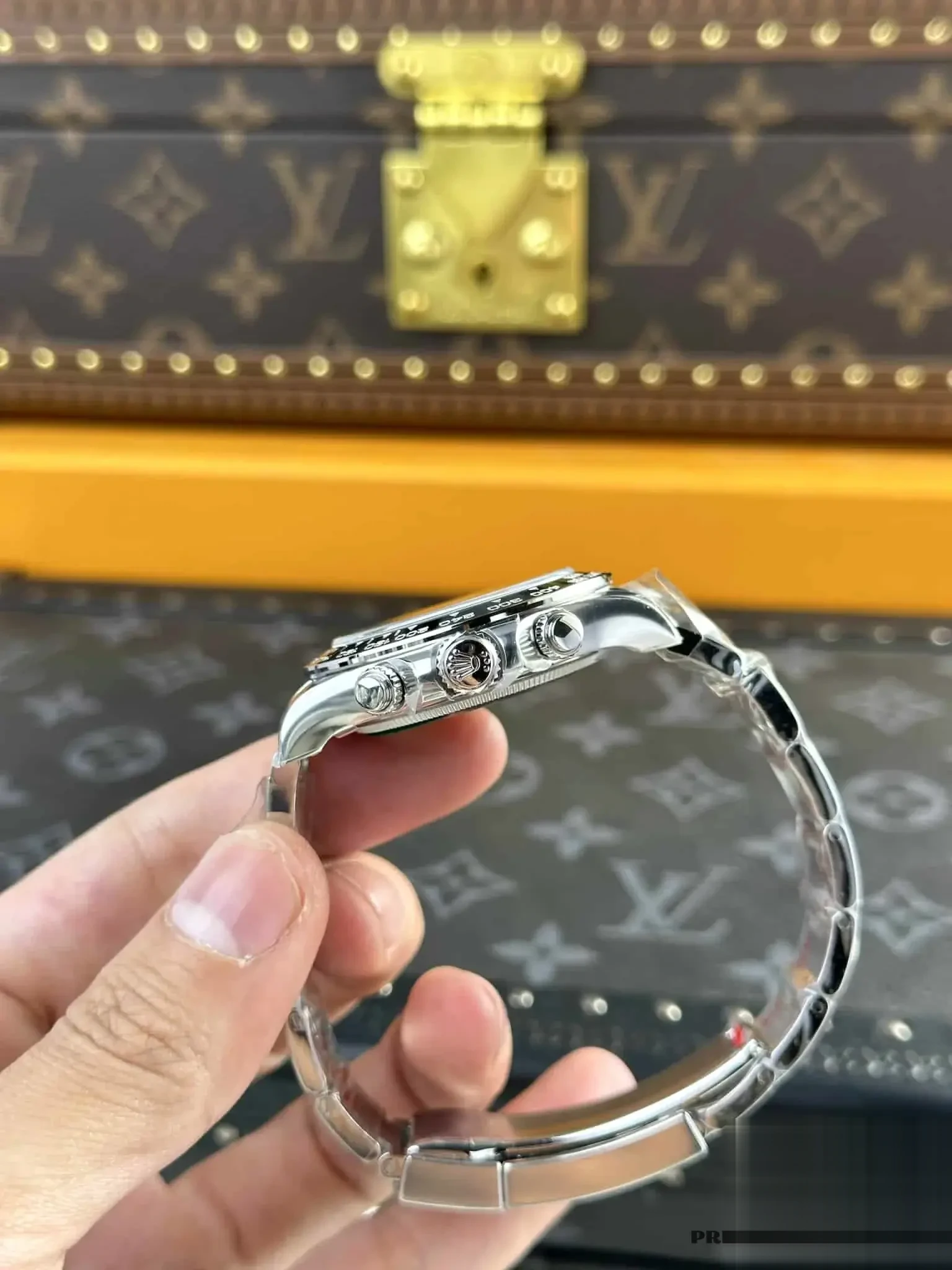 Daytona 126500LN swiss super clone white dial — angled view