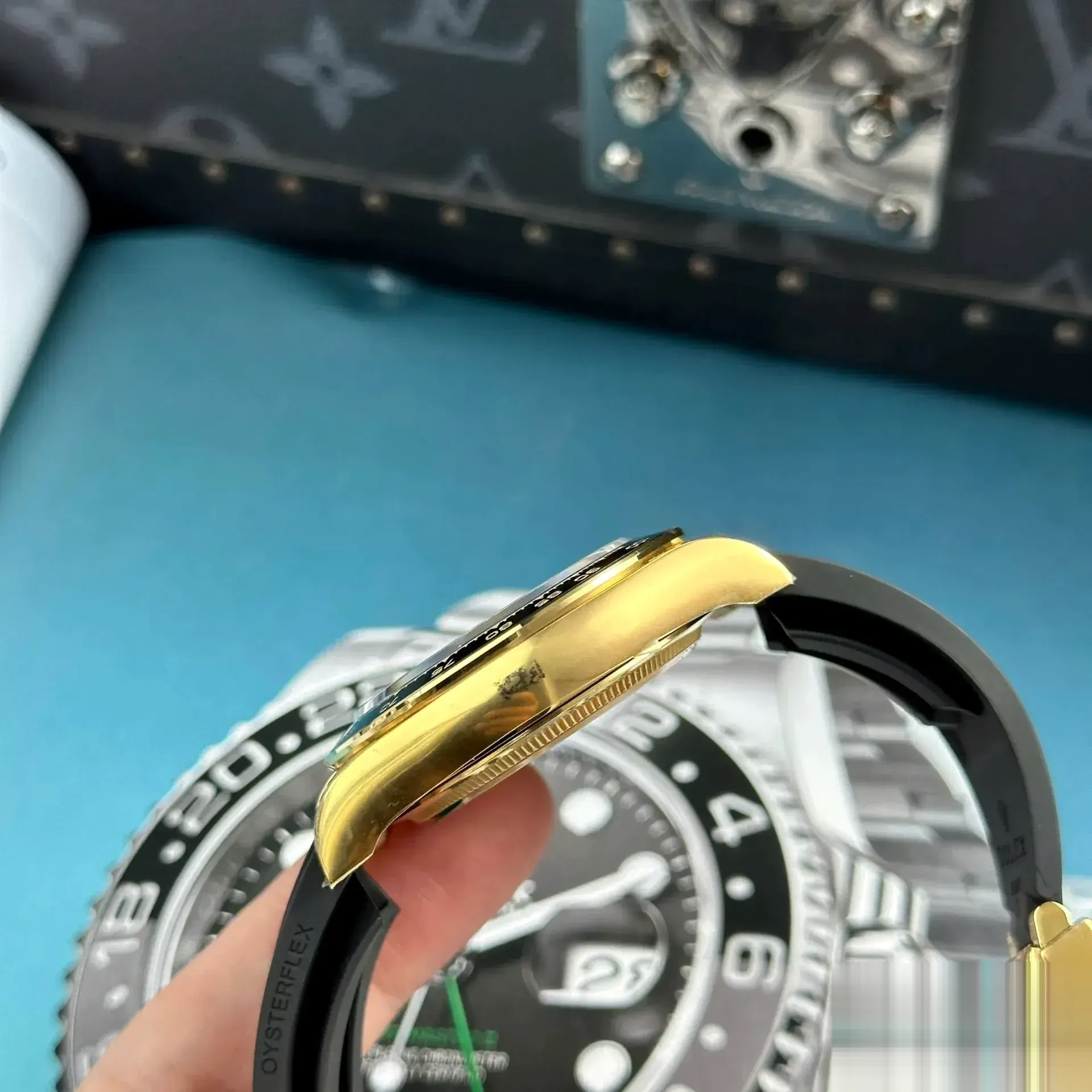 Daytona 126518LN superclone — side profile