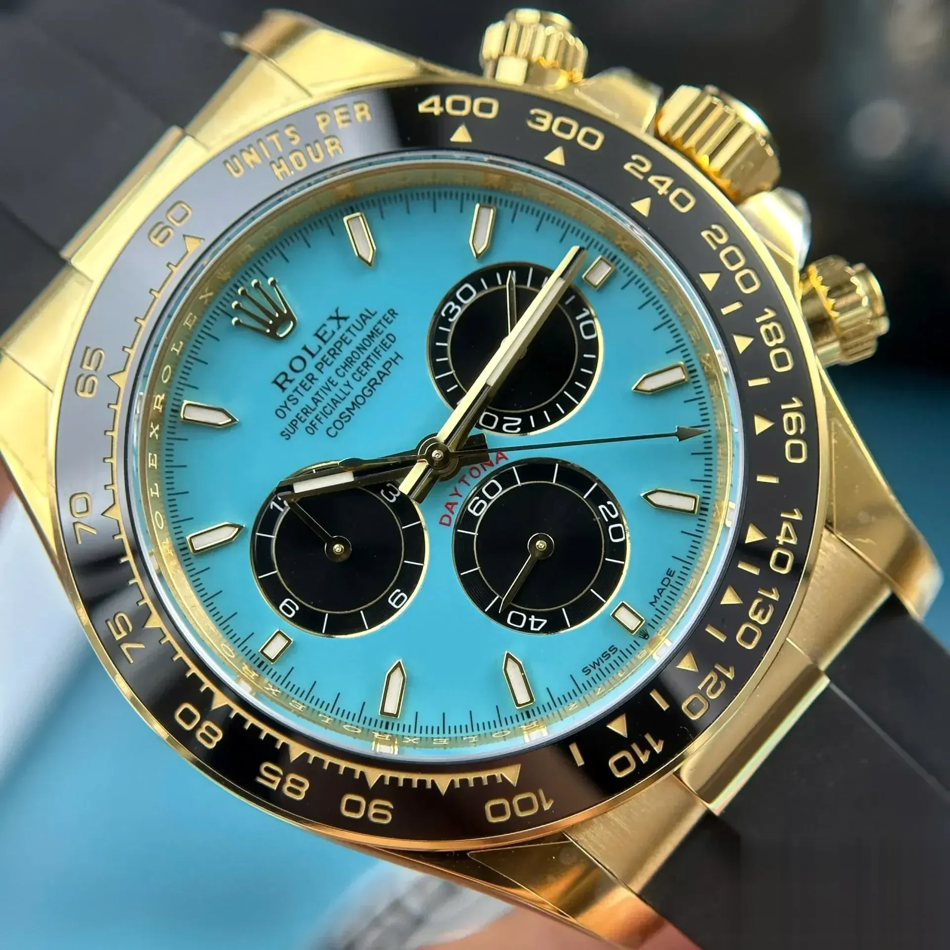 Daytona 126518LN swiss clone — lume shot