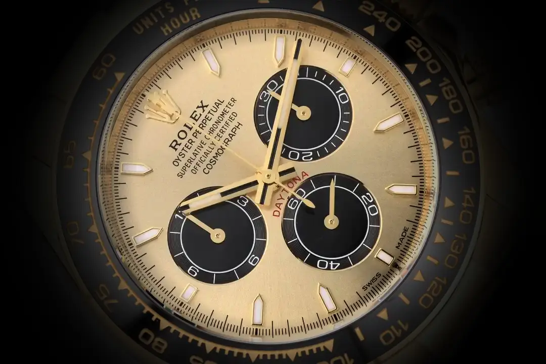 Daytona 126518LN eta clone 40mm — crown and case detail